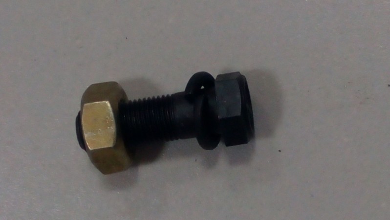 Болт карданный в сб. — 1