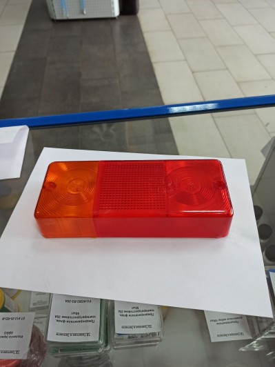 Стекло заднего фонаря Ф-401 (пластмас.)