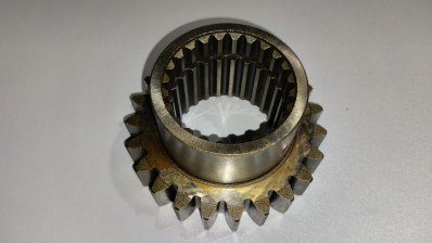 Шестерня КПП МТЗ-1221 (вал первичный)23зуб.