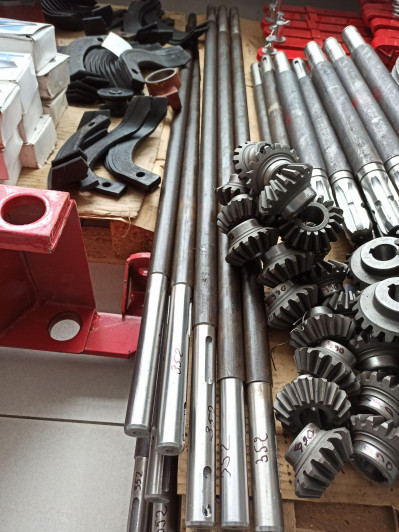 Вал приводной 1,85 8245-036-010-352